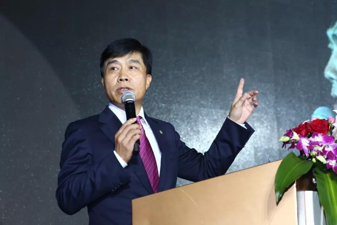 直面疫情 350vip8888新葡的京集团人勇担责任