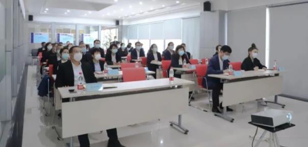 350vip8888新葡的京集团股份开展《药品管理法》及《药品生产监督管理办法》专题培训 350vip8888新葡的京集团股份开展《药品管理法》及《药品生产监督管理办法》专题培训