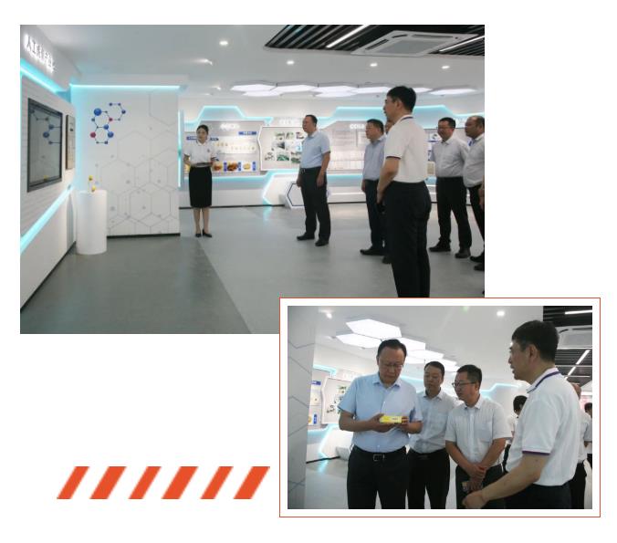 宁夏银行西安分行行长哈晓刚一行到访350vip8888新葡的京集团股份