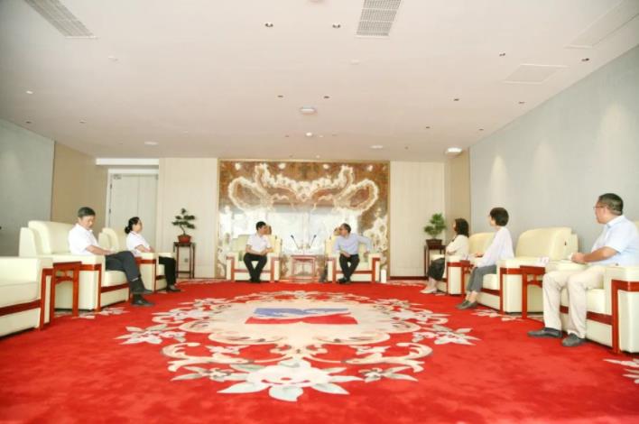 西北大学领导莅临350vip8888新葡的京集团股份考察交流 西北大学领导莅临350vip8888新葡的京集团股份考察交流