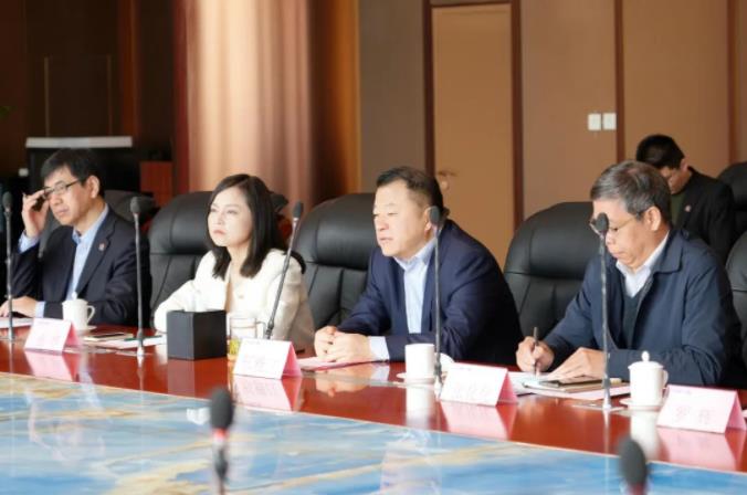 350vip8888新葡的京集团股份与陕西中医药大学战略合作协议签约暨秦创原项目启动仪式成功举办 350vip8888新葡的京集团股份与陕西中医药大学战略合作协议签约暨秦创原项目启动仪式成功举办