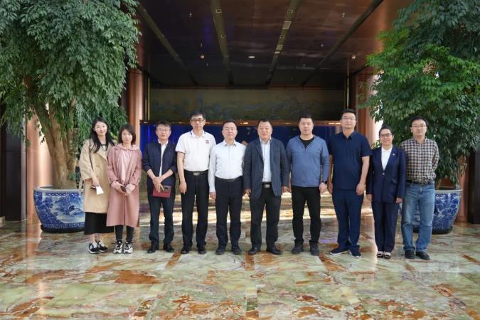 江西省金控投资集团有限公司、南昌金融投资集团有限公司领导一行到访350vip8888新葡的京集团股份